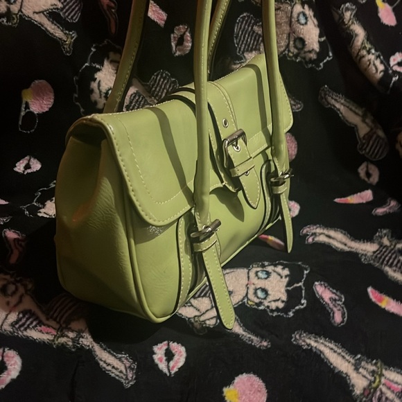 Buckled hand  bag - Picture 2 of 4